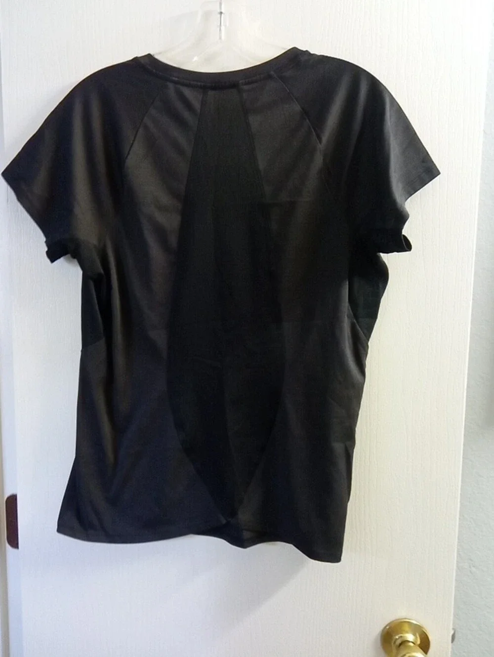 The North Face Women's Short Sleeve Tee - Black - Picture 3 of 3
